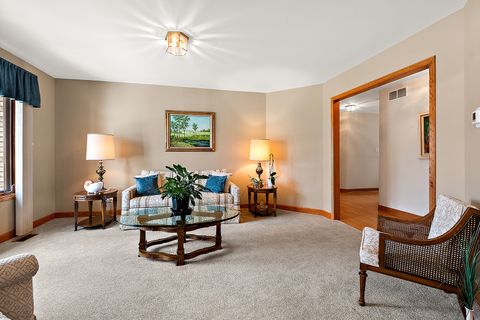 Tiny photo for 14342 Oakley Avenue, Orland Park, IL 60462 (MLS # 12604120)