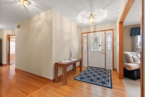 Tiny photo for 14342 Oakley Avenue, Orland Park, IL 60462 (MLS # 12604120)