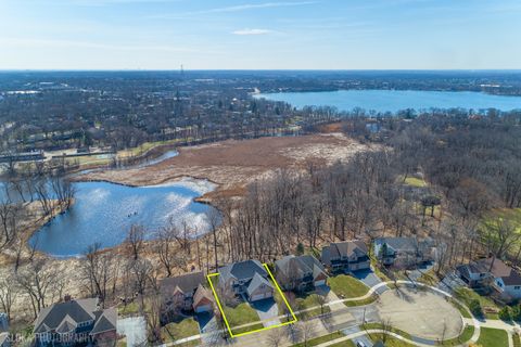 Tiny photo for 207 Lions Court, Lake Zurich, IL 60047 (MLS # 12599298)
