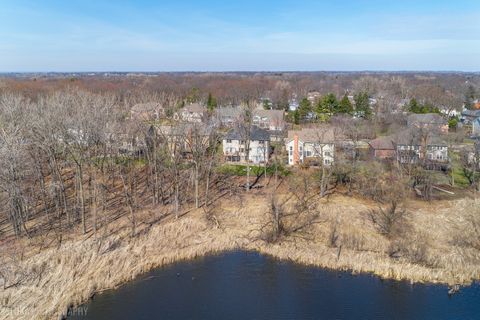 Tiny photo for 207 Lions Court, Lake Zurich, IL 60047 (MLS # 12599298)