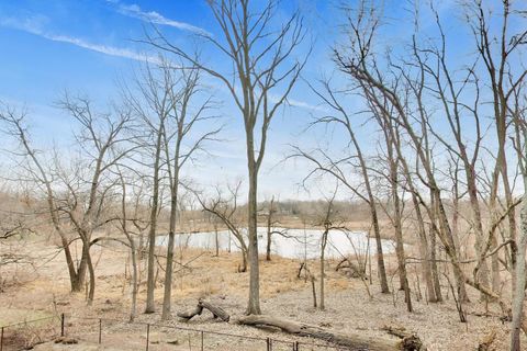 Tiny photo for 207 Lions Court, Lake Zurich, IL 60047 (MLS # 12599298)