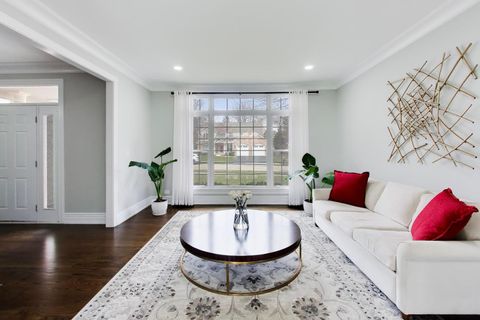 Tiny photo for 207 Lions Court, Lake Zurich, IL 60047 (MLS # 12599298)