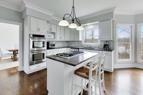 Tiny photo for 207 Lions Court, Lake Zurich, IL 60047 (MLS # 12599298)