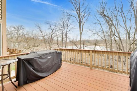 Tiny photo for 207 Lions Court, Lake Zurich, IL 60047 (MLS # 12599298)