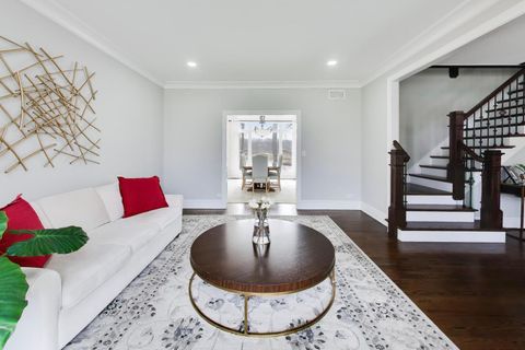 Tiny photo for 207 Lions Court, Lake Zurich, IL 60047 (MLS # 12599298)