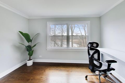 Tiny photo for 207 Lions Court, Lake Zurich, IL 60047 (MLS # 12599298)