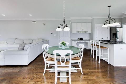 Tiny photo for 207 Lions Court, Lake Zurich, IL 60047 (MLS # 12599298)