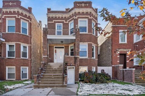5033 W Cullom Avenue 1 Chicago IL 60641