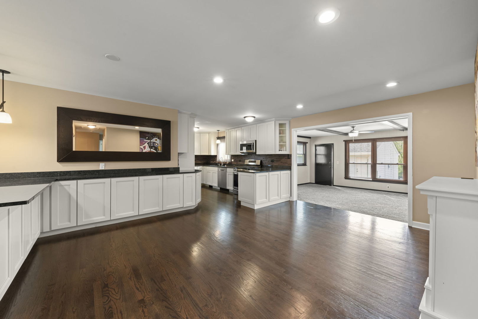 5818 Ridgewood Drive