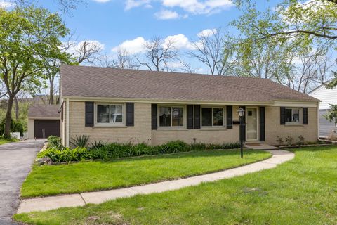 Tiny photo for 5818 Ridgewood Drive, Western Springs, IL 60558 (MLS # 12621719)