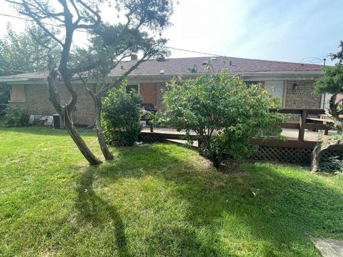 Tiny photo for 10815 S 71st Court, Worth, IL 60482 (MLS # 12488397)