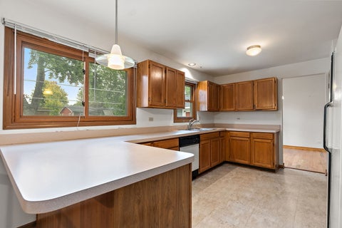 Tiny photo for 422 Old Country Way, Wauconda, IL 60084 (MLS # 12664085)