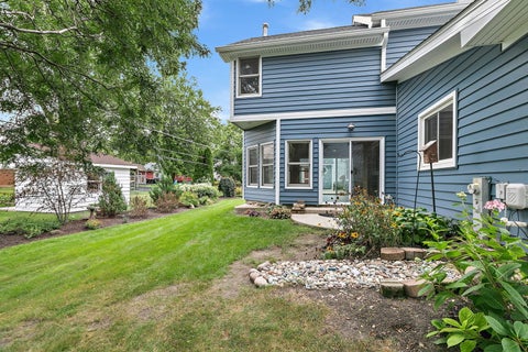 Tiny photo for 422 Old Country Way, Wauconda, IL 60084 (MLS # 12664085)