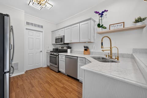 Tiny photo for 210 Brompton Lane #A, Sugar Grove, IL 60554 (MLS # 12730746)