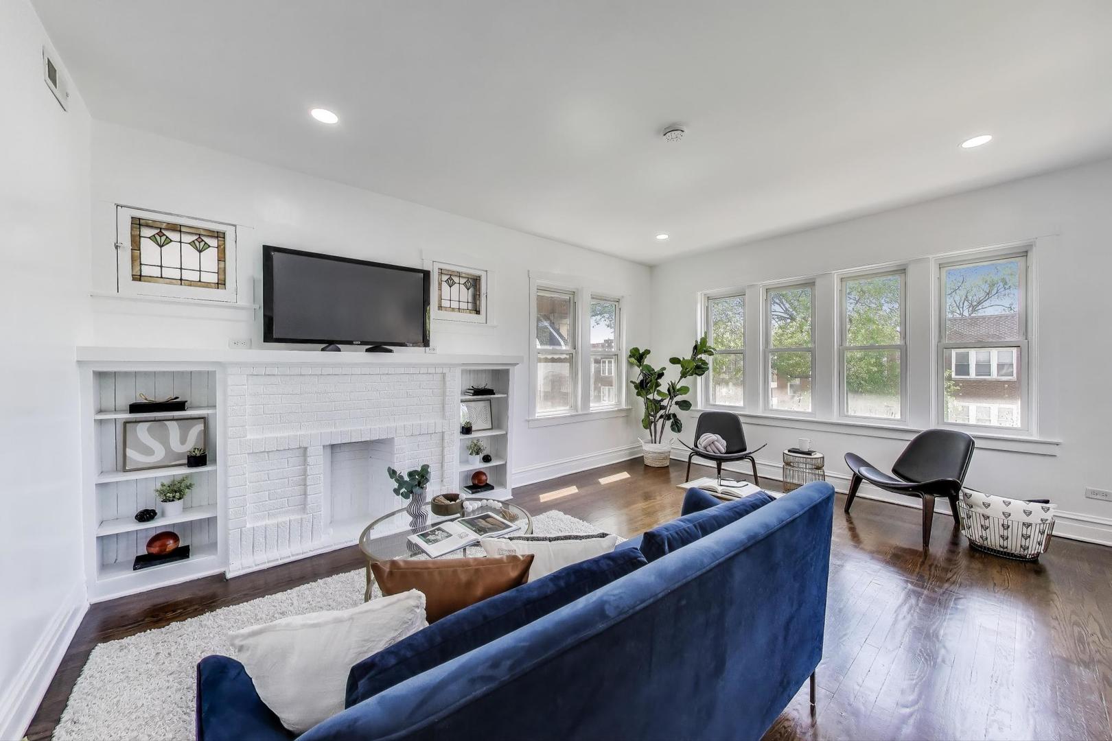 5092 W Monroe Street