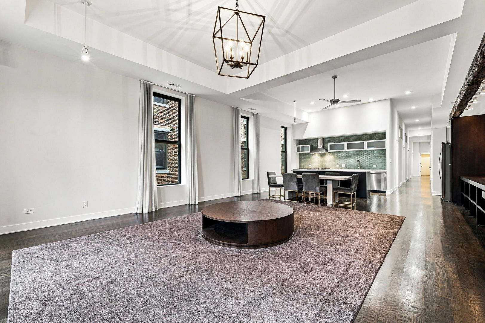 114 N Aberdeen Street 3