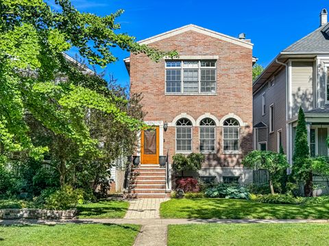 Photo of 4219 N Winchester Avenue, Chicago, IL 60613 (MLS # 12630047)