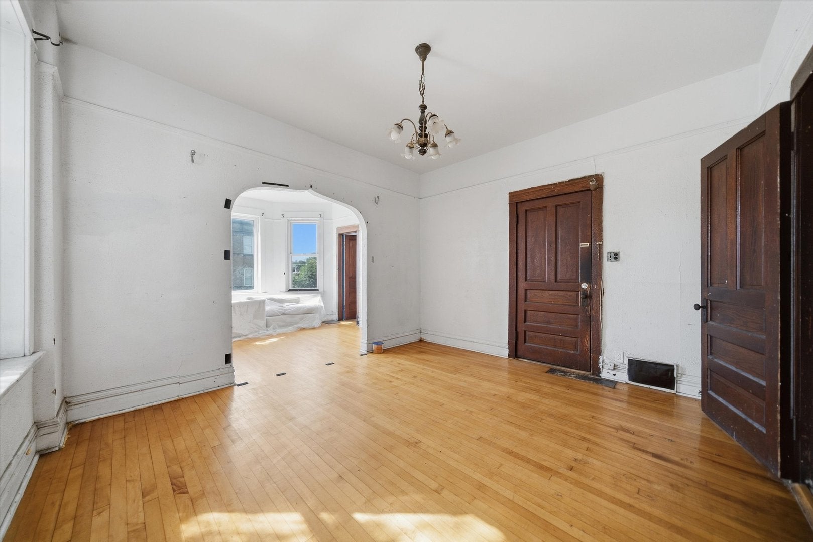 3900 W Division Street