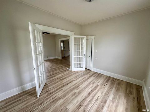 Tiny photo for 620 N D Street, Monmouth, IL 61462 (MLS # QC4268367)