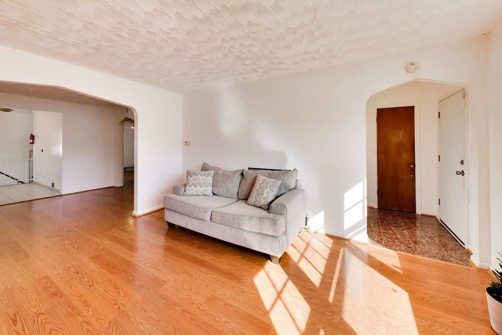 516 W 128th Street