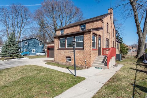 Tiny photo for 33771 N 2nd Street, Grayslake, IL 60030 (MLS # 12598043)