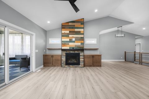 Tiny photo for 14 Viola Drive, Le Claire, IA 52753 (MLS # 12624136)