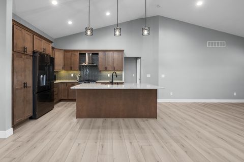 Tiny photo for 14 Viola Drive, Le Claire, IA 52753 (MLS # 12624136)
