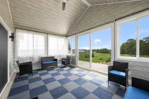 Tiny photo for 14 Viola Drive, Le Claire, IA 52753 (MLS # 12624136)