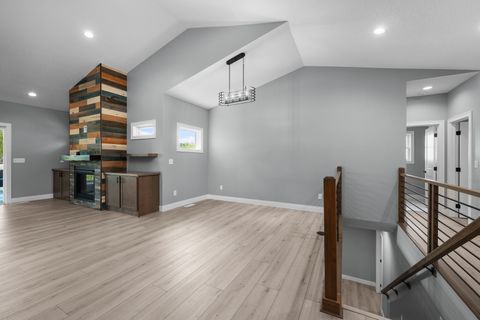 Tiny photo for 14 Viola Drive, Le Claire, IA 52753 (MLS # 12624136)