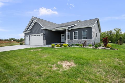 Tiny photo for 14 Viola Drive, Le Claire, IA 52753 (MLS # 12624136)