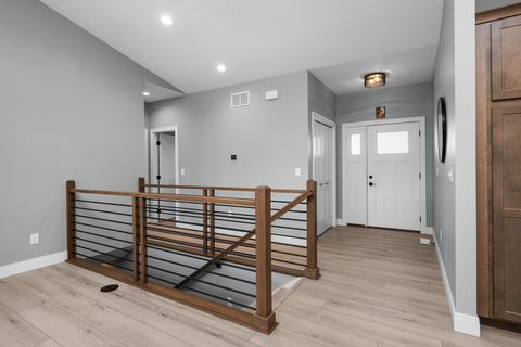 Tiny photo for 14 Viola Drive, Le Claire, IA 52753 (MLS # 12624136)