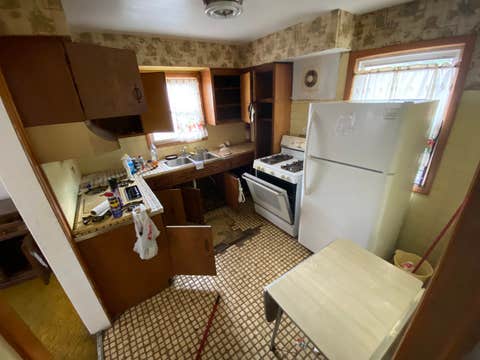Tiny photo for 10508 S Forest Avenue, Chicago, IL 60628 (MLS # 12687240)