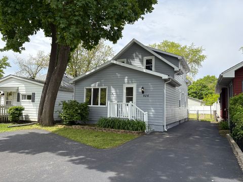 926 Park Avenue Winthrop Harbor IL 60096