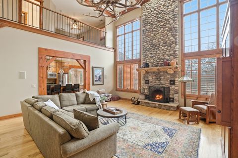 Tiny photo for 8032 Kirkcaldy Court, Palos Heights, IL 60463 (MLS # 12585505)