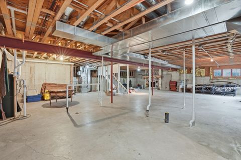 Tiny photo for 8032 Kirkcaldy Court, Palos Heights, IL 60463 (MLS # 12585505)