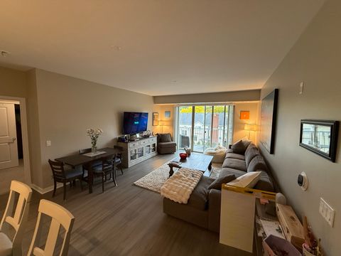 Tiny photo for 437 Duane Street #309, Glen Ellyn, IL 60137 (MLS # 12500353)