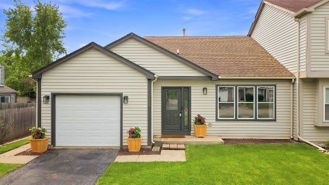 Photo of 205 Chaparral Circle, Elgin, IL 60120 (MLS # 12748141)