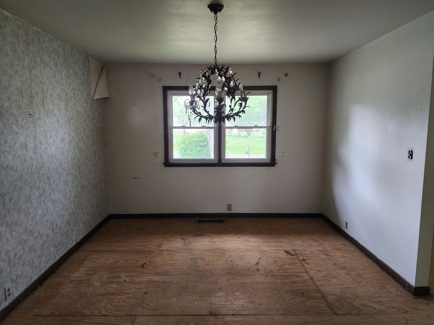2886 S Southbrook Drive