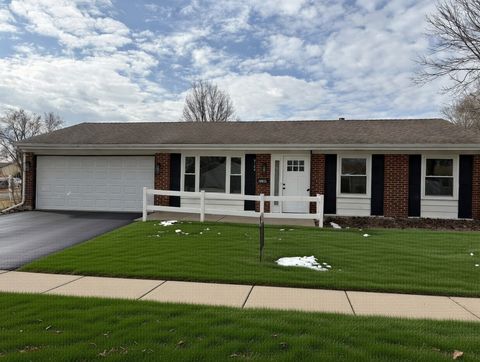 Photo of 8124 Kensington Lane, Hanover Park, IL 60133 (MLS # 12564348)