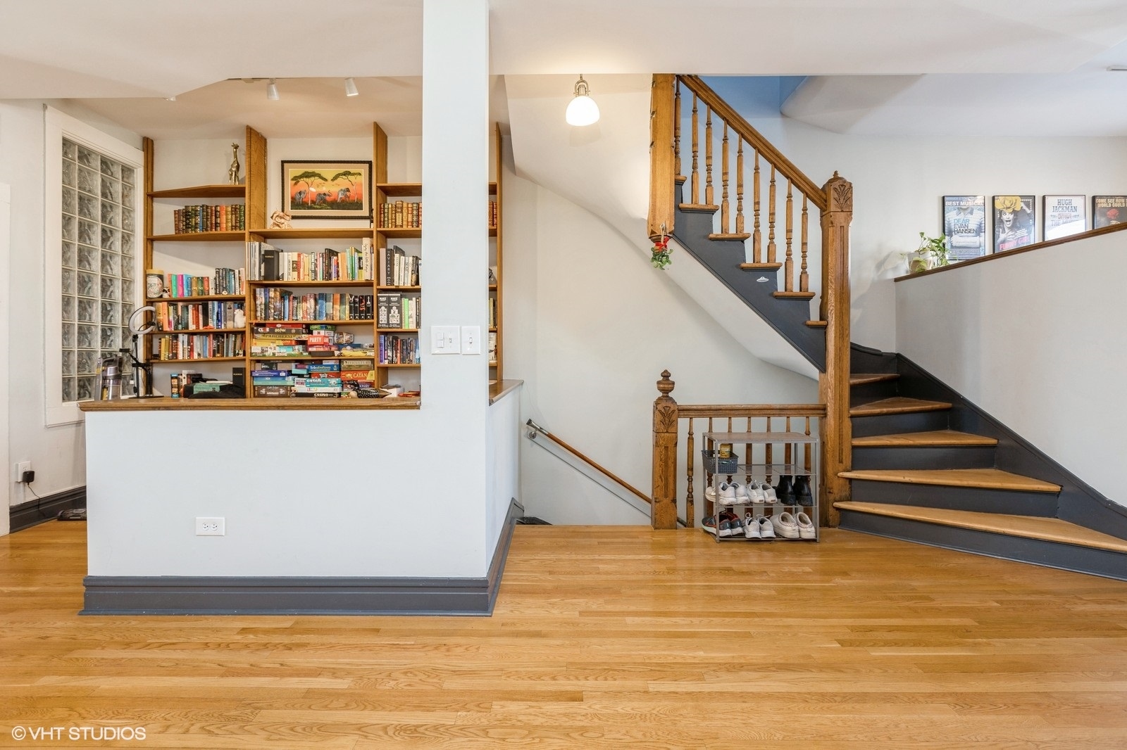 1433 W Chicago Avenue APARTMENT