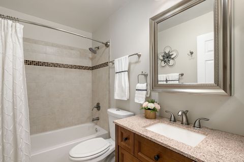 Tiny photo for 17438 W Walnut Lane, Gurnee, IL 60031 (MLS # 12512813)