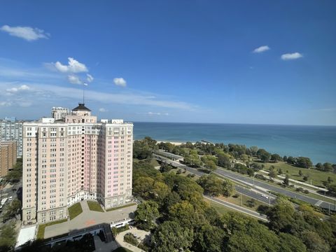 Tiny photo for 5455 N Sheridan Road #2611, Chicago, IL 60640 (MLS # 12498819)