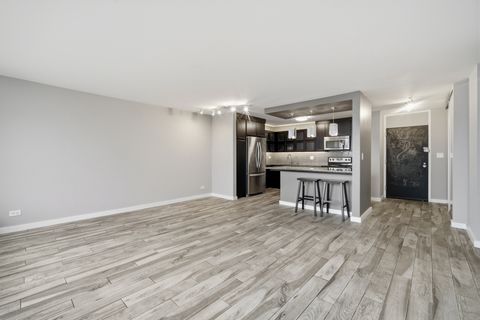 Tiny photo for 5455 N Sheridan Road #2611, Chicago, IL 60640 (MLS # 12498819)