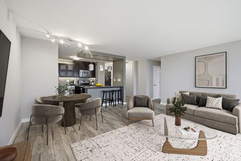 Tiny photo for 5455 N Sheridan Road #2611, Chicago, IL 60640 (MLS # 12498819)