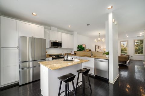 Tiny photo for 1036 N Crosby Street, Chicago, IL 60610 (MLS # 12499218)