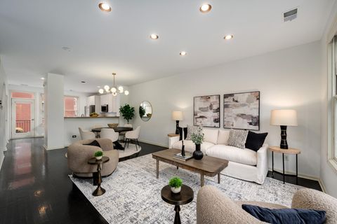 Tiny photo for 1036 N Crosby Street, Chicago, IL 60610 (MLS # 12499218)