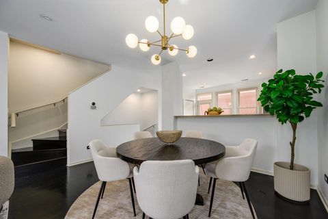 Tiny photo for 1036 N Crosby Street, Chicago, IL 60610 (MLS # 12499218)