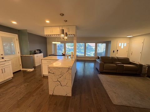 Tiny photo for 1100 Potter Road, Park Ridge, IL 60068 (MLS # 12539437)