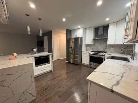 Tiny photo for 1100 Potter Road, Park Ridge, IL 60068 (MLS # 12539437)