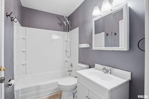 Tiny photo for 1230 N ELMWOOD Avenue, Davenport, IA 52804 (MLS # 12548522)